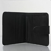Кожен портфейл